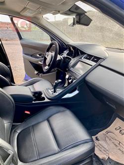 جاگوار E-Pace